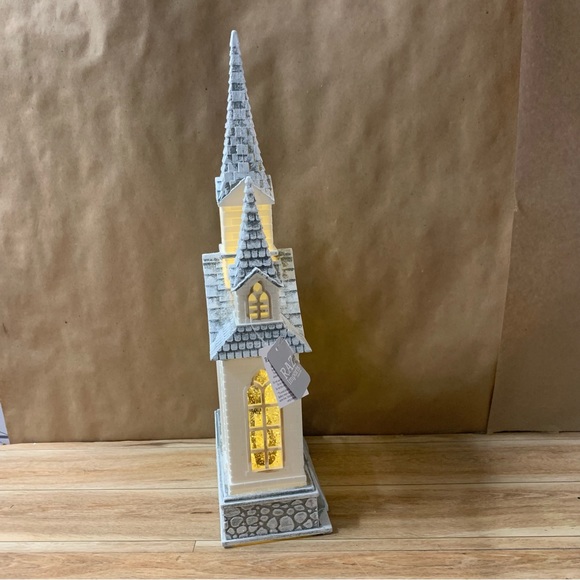 New! Raz Lighted Lantern Snow Globe Glitter Water Church Nativity Religious - Picture 7 of 13